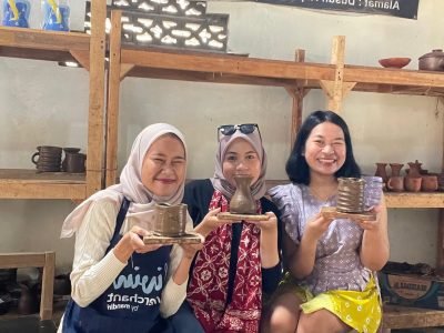 Borobudur Se Menyenangkan Itu Sih 🌈🚌✌🏻 @borobudurtravelling Rrsuu4jxouipvs9jf2kh1px97jnbbn18qxr4b9up4o