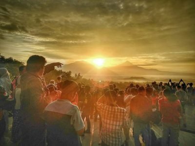Home Regrann From @rds Godsavethelelye Wisata Sunrise Punthuksetumbu Borobudur Merapi Merbab Rrsv7yqeb1got45wm1wqr87k1rfun7yzbfignxc1iw